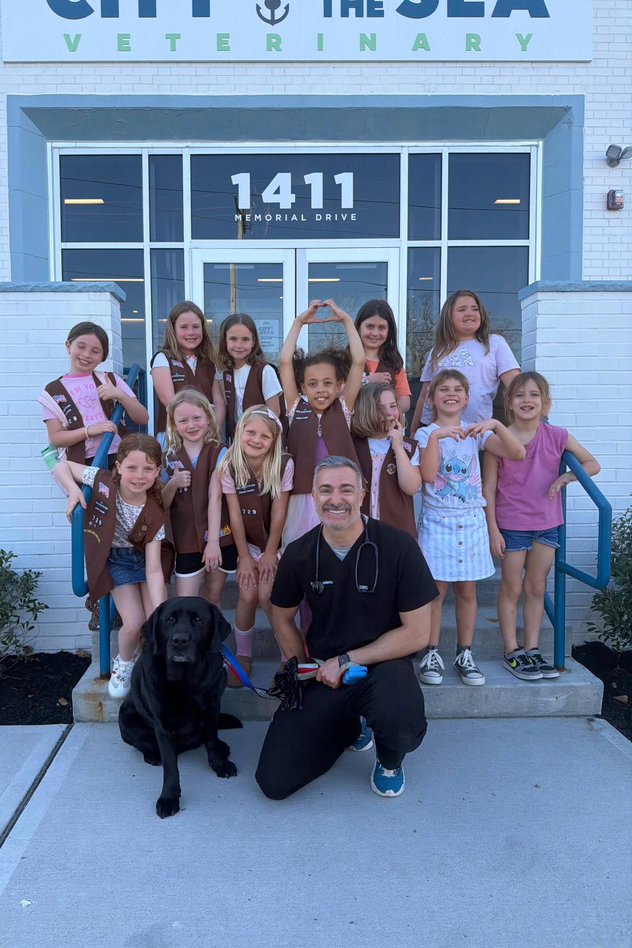 The Brownie Troop of Wanamassa visited City by the Sea Vet to earn their Pet Badge